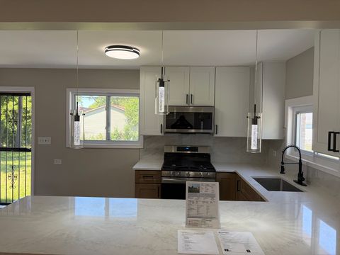 Tiny photo for 3120 Wilshire Avenue, Markham, IL 60428 (MLS # 12694673)