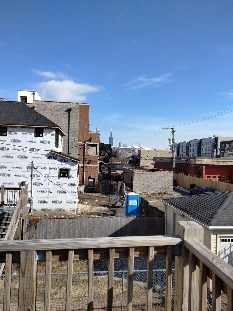 2225 W Warren Boulevard B3