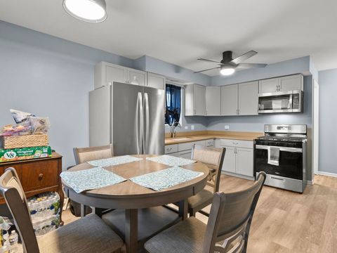 Tiny photo for 636 E 156th Place, South Holland, IL 60473 (MLS # 12603801)