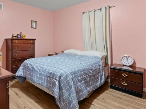 Tiny photo for 636 E 156th Place, South Holland, IL 60473 (MLS # 12603801)