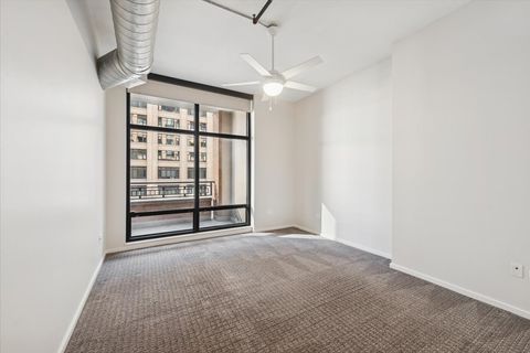 Tiny photo for 520 S State Street #907, Chicago, IL 60605 (MLS # 12502132)