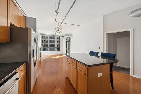 Tiny photo for 520 S State Street #907, Chicago, IL 60605 (MLS # 12502132)