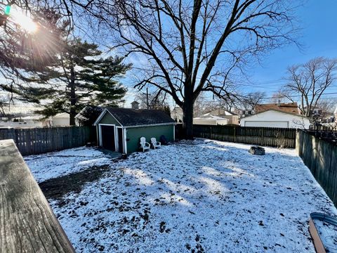 Tiny photo for 9210 S Trumbull Avenue, Evergreen Park, IL 60805 (MLS # 12541150)