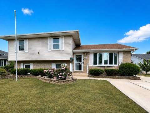 Photo of 1414 Howland Drive, Joliet, IL 60431 (MLS # 12715476)