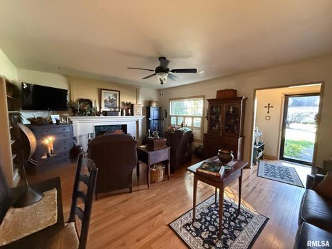 Tiny photo for 200 S 12TH Street, Herrin, IL 62948 (MLS # QC4268705)