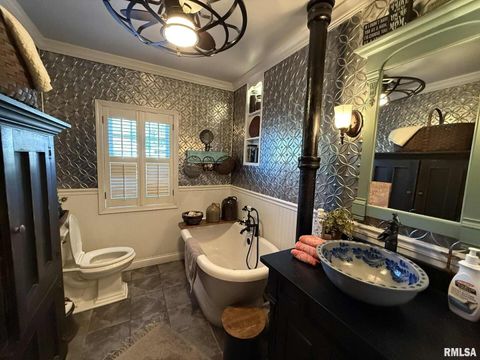 Tiny photo for 200 S 12TH Street, Herrin, IL 62948 (MLS # QC4268705)