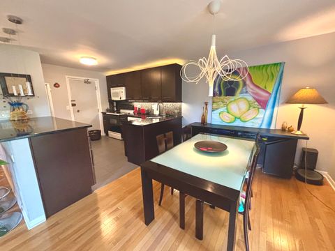 Tiny photo for 1847 Tanglewood Drive #3B, Glenview, IL 60025 (MLS # 12502086)