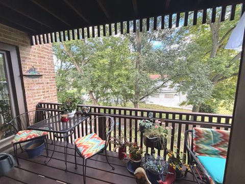 Tiny photo for 1847 Tanglewood Drive #3B, Glenview, IL 60025 (MLS # 12502086)