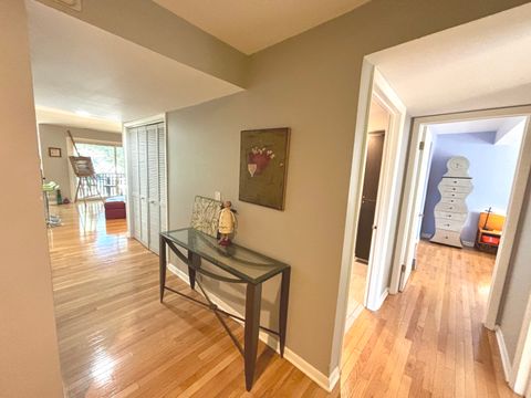 Tiny photo for 1847 Tanglewood Drive #3B, Glenview, IL 60025 (MLS # 12502086)