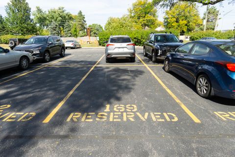 Tiny photo for 2640 N Windsor Drive #102, Arlington Heights, IL 60004 (MLS # 12471196)