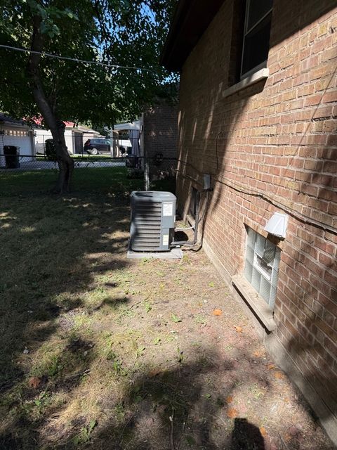 Tiny photo for 15530 University Avenue, Dolton, IL 60419 (MLS # 12484339)