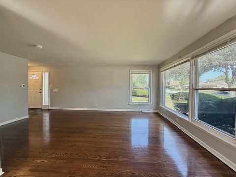 Tiny photo for 15530 University Avenue, Dolton, IL 60419 (MLS # 12484339)