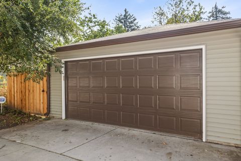 Tiny photo for 2213 Cleveland Street, Evanston, IL 60202 (MLS # 12487798)