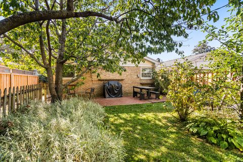 Tiny photo for 2213 Cleveland Street, Evanston, IL 60202 (MLS # 12487798)