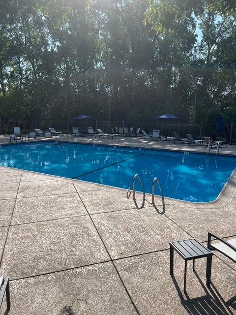 Tiny photo for 2000 Chestnut Avenue #207, Glenview, IL 60025 (MLS # 12732548)