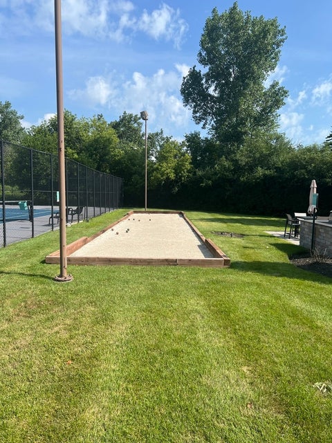 Tiny photo for 2000 Chestnut Avenue #207, Glenview, IL 60025 (MLS # 12732548)