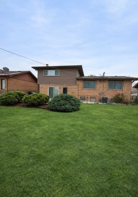 Tiny photo for 17125 Cregier Avenue, South Holland, IL 60473 (MLS # 12558529)