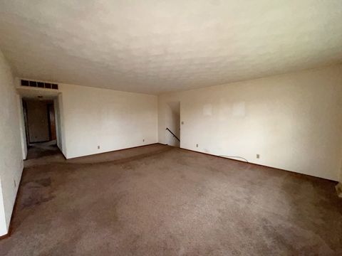 Tiny photo for 1108 N 1st Avenue, Canton, IL 61520 (MLS # 12595656)