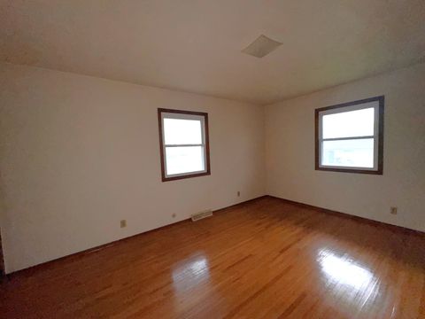 Tiny photo for 1108 N 1st Avenue, Canton, IL 61520 (MLS # 12595656)