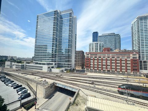 Tiny photo for 124 W Polk Street #605, Chicago, IL 60605 (MLS # 12476074)