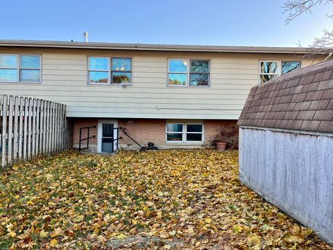 Tiny photo for 1507 Golfview Road #1507, Rantoul, IL 61866 (MLS # 12507590)