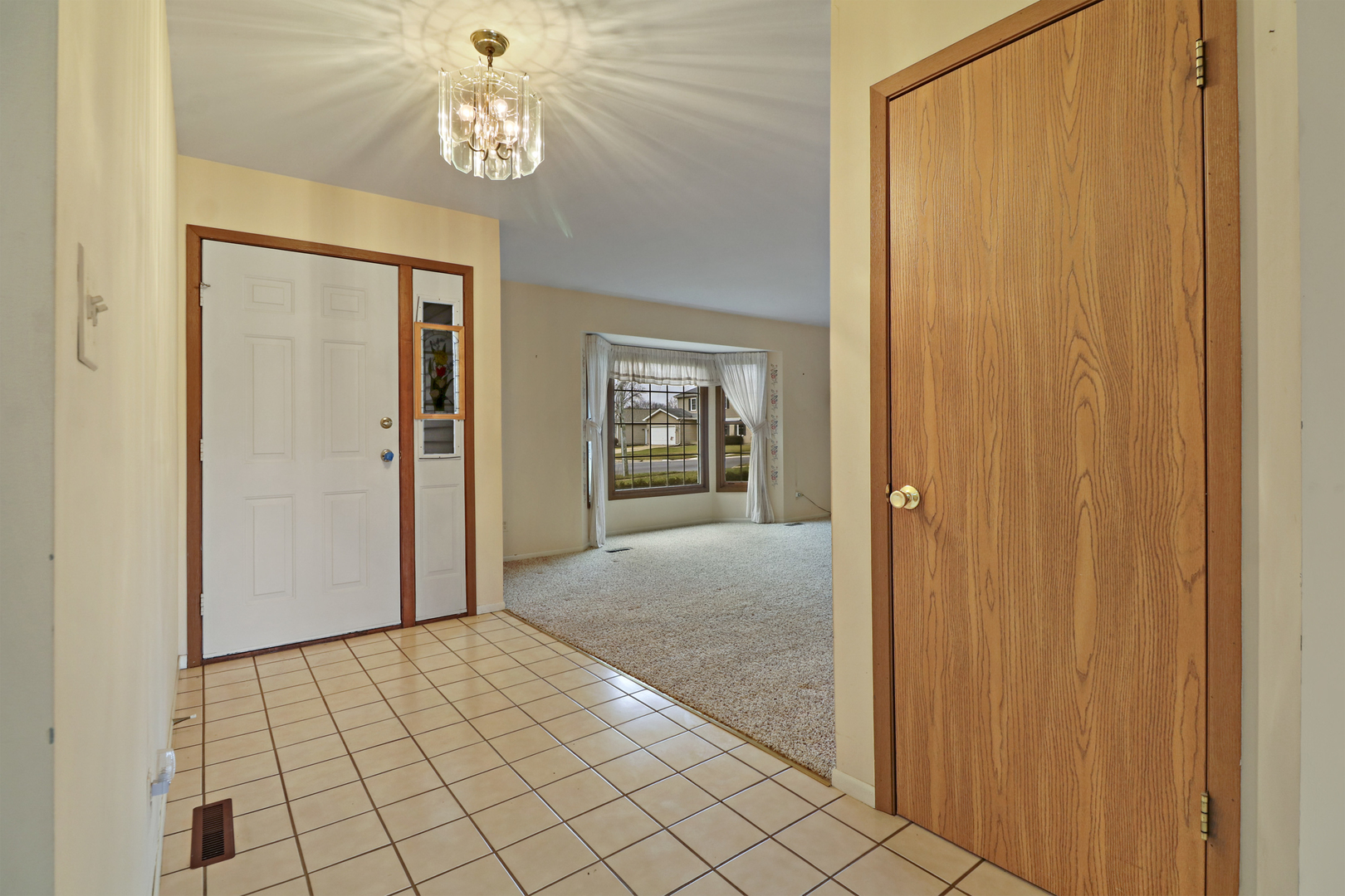 1608 N Leonard Avenue