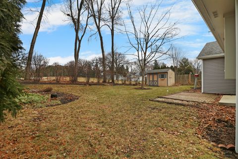 Tiny photo for 1608 N Leonard Avenue, McHenry, IL 60050 (MLS # 12544587)