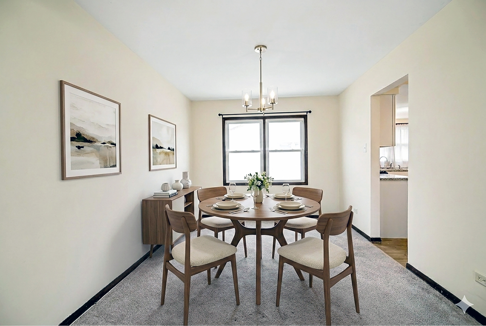 17526 Mulberry Street