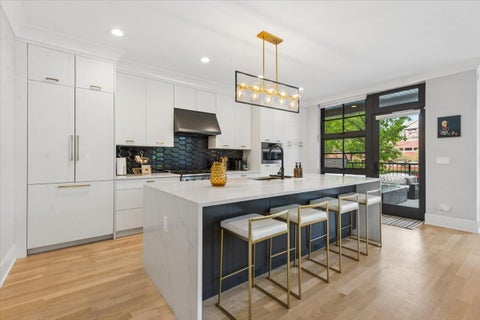 Tiny photo for 559 W Armitage Avenue, Chicago, IL 60614 (MLS # 12784930)