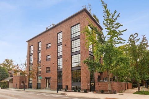 Photo of 559 W Armitage Avenue, Chicago, IL 60614 (MLS # 12784930)