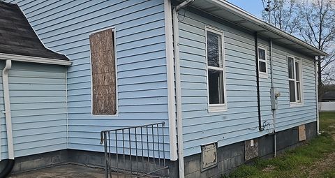 Tiny photo for 740 E Park Street, Duquoin, IL 62832 (MLS # 12620008)