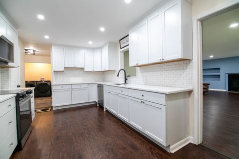 Tiny photo for 22 Erin Lane, Kankakee, IL 60901 (MLS # 12453166)