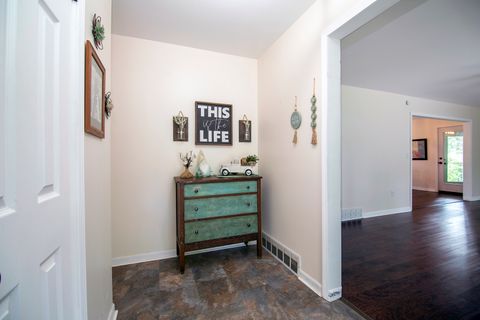 Tiny photo for 22 Erin Lane, Kankakee, IL 60901 (MLS # 12453166)