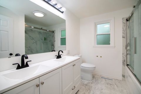 Tiny photo for 22 Erin Lane, Kankakee, IL 60901 (MLS # 12453166)