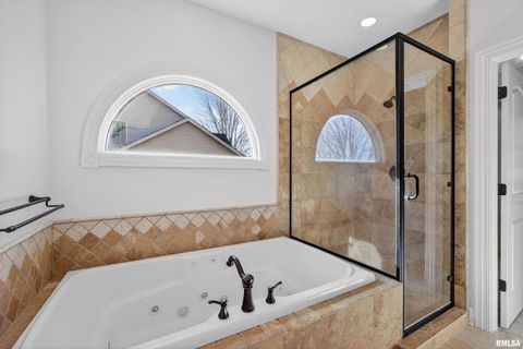 Tiny photo for 9 COBBLESTONE Lane, Le Claire, IA 52753 (MLS # QC4269689)