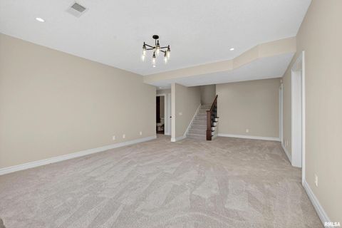 Tiny photo for 9 COBBLESTONE Lane, Le Claire, IA 52753 (MLS # QC4269689)