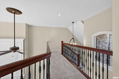 Tiny photo for 9 COBBLESTONE Lane, Le Claire, IA 52753 (MLS # QC4269689)