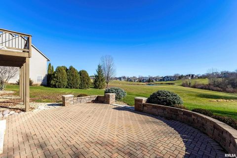 Tiny photo for 9 COBBLESTONE Lane, Le Claire, IA 52753 (MLS # QC4269689)