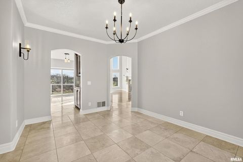 Tiny photo for 9 COBBLESTONE Lane, Le Claire, IA 52753 (MLS # QC4269689)