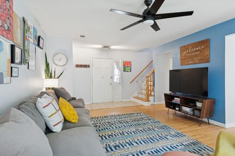 Tiny photo for 815 Woodside Drive, Roselle, IL 60172 (MLS # 12469491)