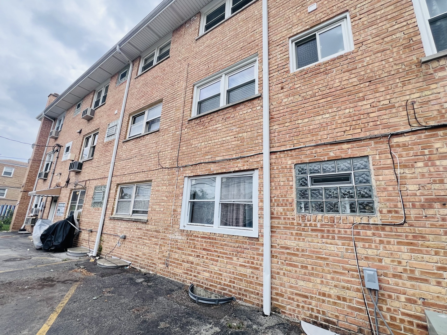 6968 W Diversey Avenue 7