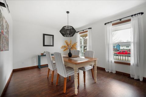 Tiny photo for 404 Lake Shore Circle, Bloomington, IL 61704 (MLS # 12537970)