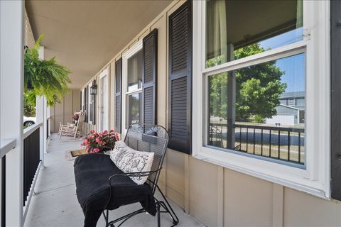 Tiny photo for 404 Lake Shore Circle, Bloomington, IL 61704 (MLS # 12537970)