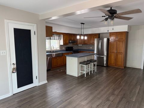 Tiny photo for 1500 Tonti Street, Lasalle, IL 61301 (MLS # 12691418)