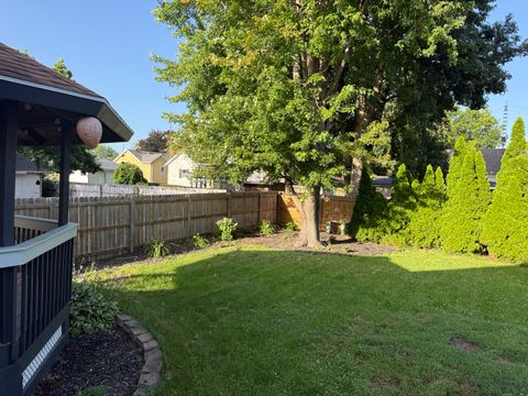Tiny photo for 1500 Tonti Street, Lasalle, IL 61301 (MLS # 12691418)