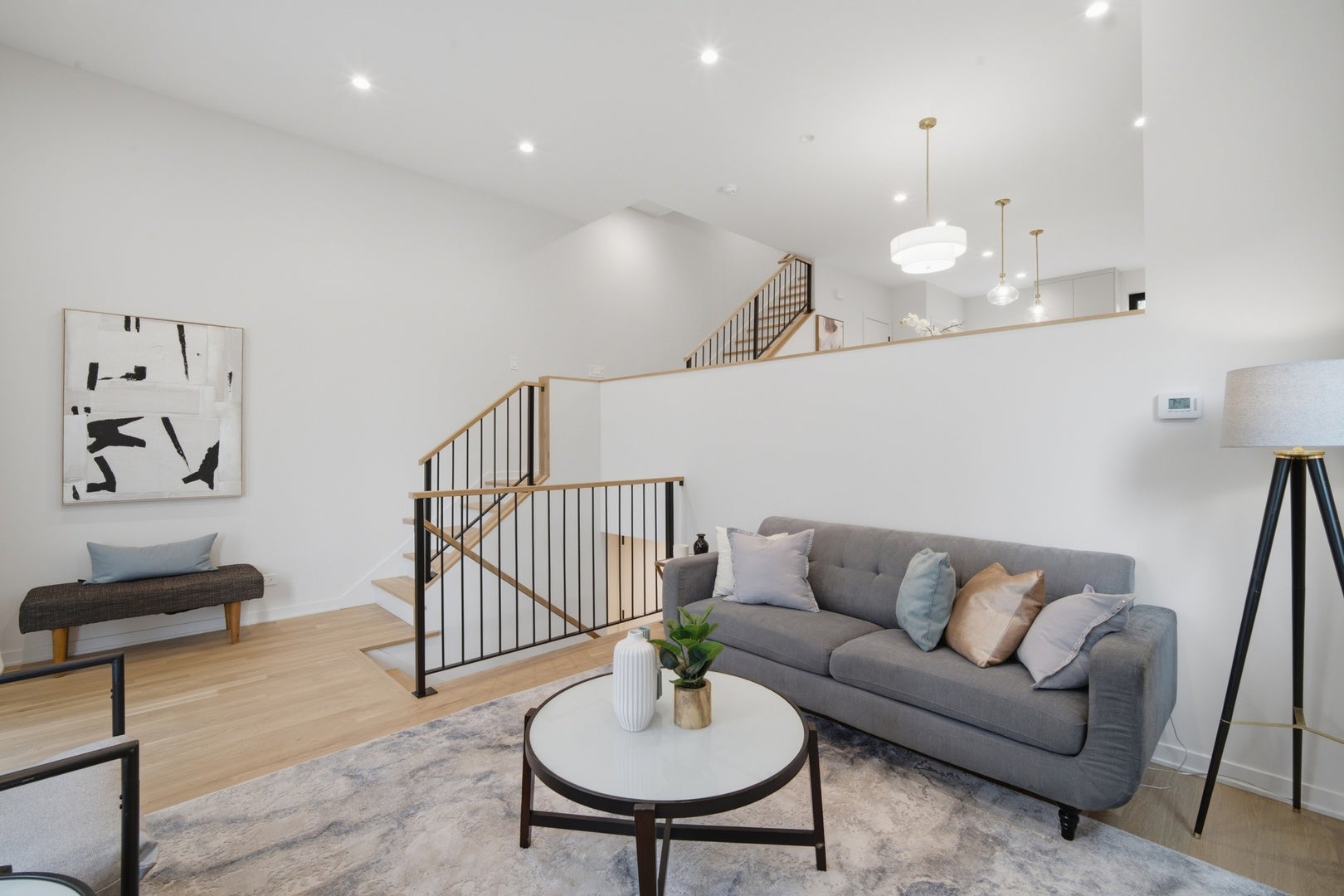 49 Prairie Avenue 49B