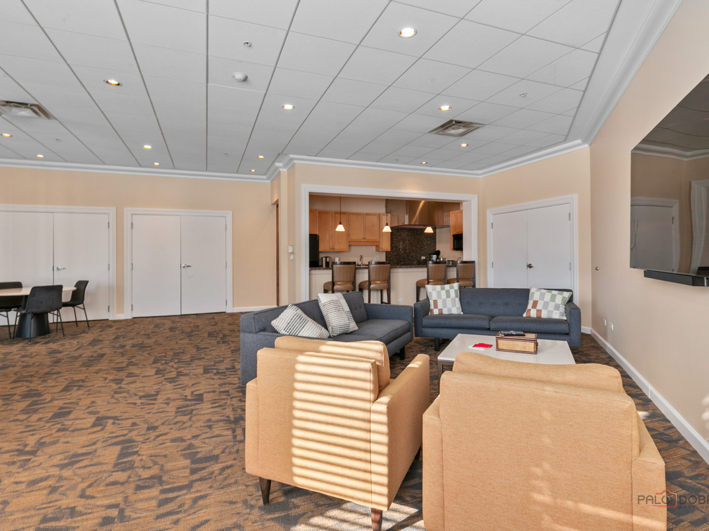 Highland Park, Illinois 60035, United States, 2 Bedrooms Bedrooms, ,Residential,Active,248325