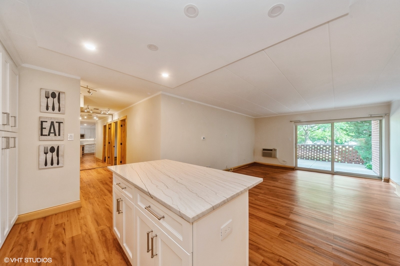 18 E Old Willow Road 106N