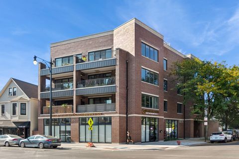 2505 W Carmen Avenue 303 Chicago IL 60625