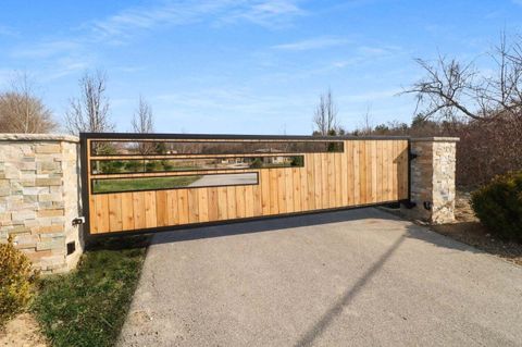 Tiny photo for 885 N 100 W, Valparaiso, IN 46385 (MLS # 12571773)